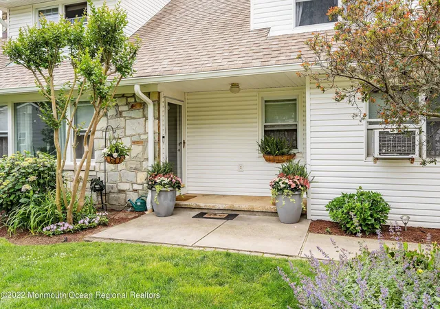 Photo 3 of Sale Pending at 561 Central Ave, Spring Lake, NJ 07762 | MLS# 22622728 | Listing updated on 2026-09-16