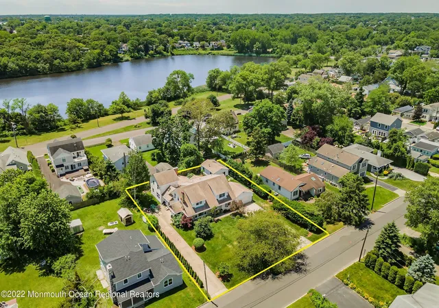 Photo 4 of Sale Pending at 561 Central Ave, Spring Lake, NJ 07762 | MLS# 22622728 | Listing updated on 2026-09-16