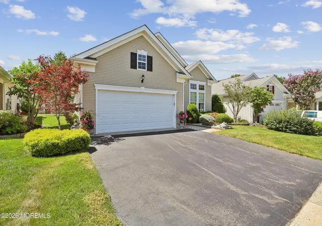 2nd image of 487 Huntington Dr, Jackson, NJ 08527 | MLS# 22624244