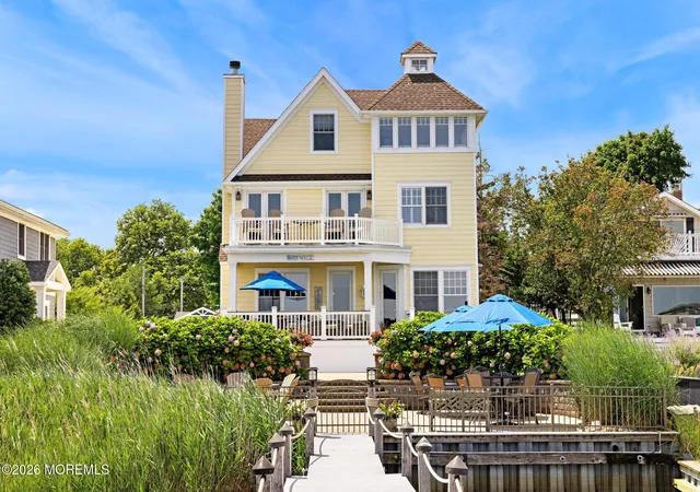 3rd image of 201 Comanche Dr, Oceanport, NJ 07757 | MLS# 22625632
