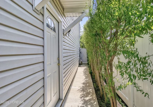 Listing Photo 5 - Condo for sale in building located at 245 Westervelt Pl, Lodi, NJ 07644