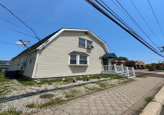 2nd image of 815 State Route 36 N, Keyport, NJ 07735 | MLS# 22622369