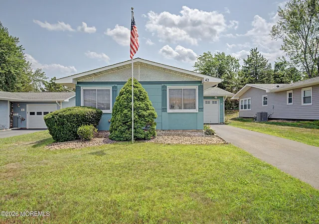 2nd image of 42 Patmore Rd, Brick, NJ 08724 | MLS# 22622455