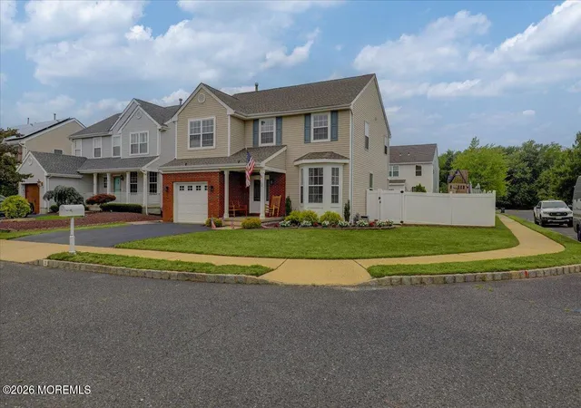 4th image of 2 Devonshire Dr, Hazlet, NJ 07730 | MLS# 22622414