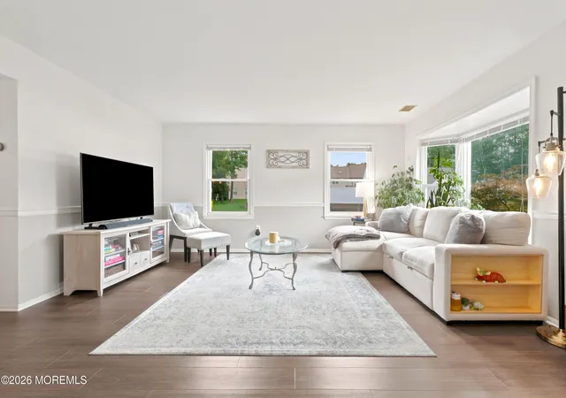 5th image of 1 Revere Ct, Jackson, NJ 08527 | MLS# 22622463