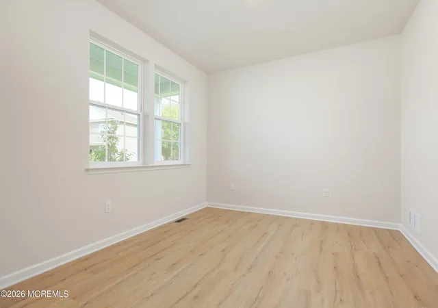 5th image of 1 Dahlia Ct, Bayville, NJ 08721 | MLS# 22622569