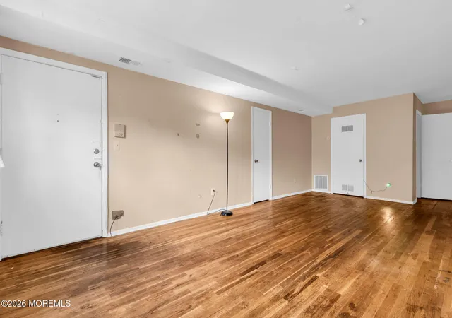 4th image of 299 College Dr #299, Edison, NJ 08817 | MLS# 22622494