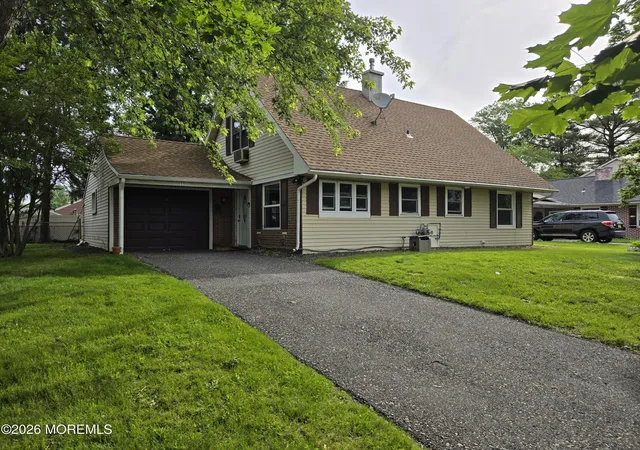 1st image of 33 Middlebury Ln, Willingboro, NJ 08046 | MLS# 22622431