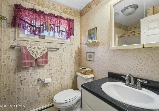 5th image of 710 Beachview Ave, Keyport, NJ 07735 | MLS# 22622438
