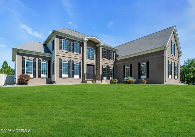 Photo 3 of Single family home for sale at 2 Kirsten Dr, Freehold, NJ 07728 | MLS# 22622443 | Listing updated on 2026-10-08