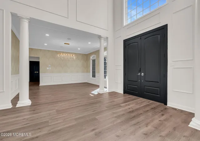 Photo 3 of Single family home for sale at 2 Kirsten Dr, Freehold, NJ 07728 | MLS# 22622443 | Listing updated on 2026-10-08