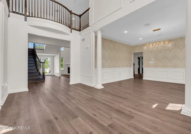 Photo 4 of Single family home for sale at 2 Kirsten Dr, Freehold, NJ 07728 | MLS# 22622443 | Listing updated on 2026-10-08