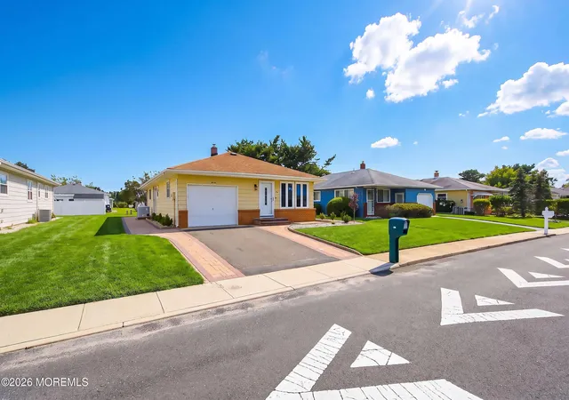 Photo 2 of Single family home for sale at 20 Tortola St, Toms River, NJ 08757 | MLS# 22622607 | Listing updated on 2026-08-03