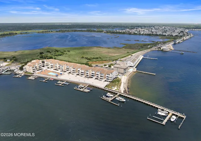 3rd image of 401 Bay Shore Dr #18B, Barnegat, NJ 08005 | MLS# 22622519