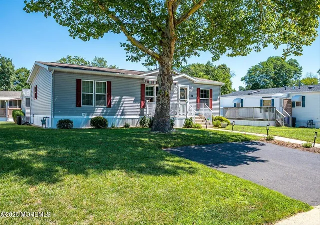 3rd image of 22 Easy St, Freehold, NJ 07728 | MLS# 22622516