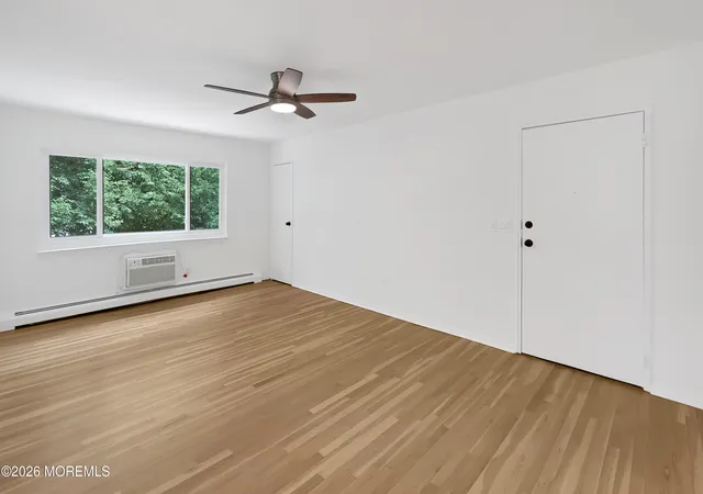 5th image of 300 S St, Eatontown, NJ 07724
