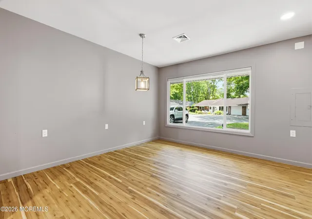 5th image of 206 Huntington Dr #B, Lakewood, NJ 08701 | MLS# 22622733