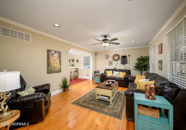 3rd image of 40 Princeton Pines Pl, Brick, NJ 08724 | MLS# 22622513