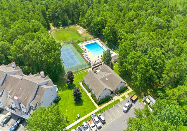 Listing Photo 5 - Condo for sale in building located at 3104 Norma Pl, Toms River, NJ 08755 - Unit #3104