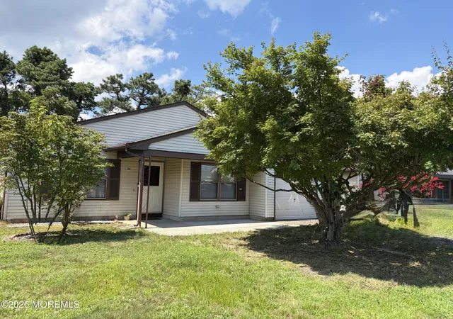 Photo 1 of Sale Pending at 24 Mariner Pl, Brick, NJ 08723 | MLS# 22622537 | Listing updated on 2026-08-17