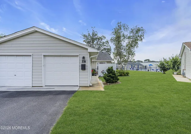 Photo 2 of Sale Pending at 58 Amy Ct #1604, Brick, NJ 08724 | MLS# 22622531 | Listing updated on 2026-09-25