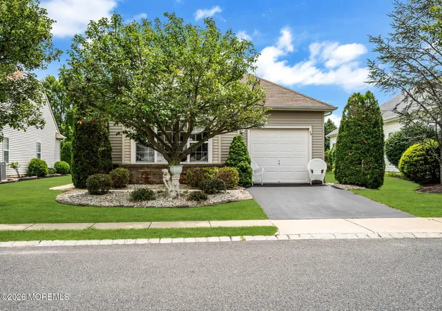 Photo 3 of Single family home for sale at 44 Kensington Rd, Manchester Township, NJ 08759 | MLS# 22622558 | Listing updated on 2026-09-15