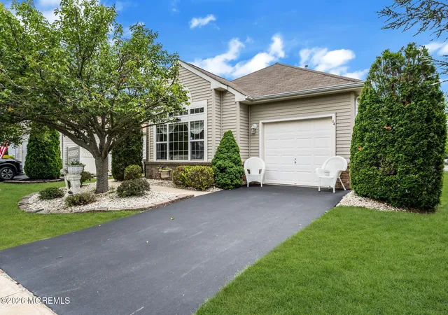Photo 4 of Single family home for sale at 44 Kensington Rd, Manchester Township, NJ 08759 | MLS# 22622558 | Listing updated on 2026-09-15