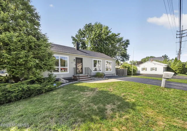 4th image of 2010 Florence Ave, Hazlet, NJ 07730 | MLS# 22622589