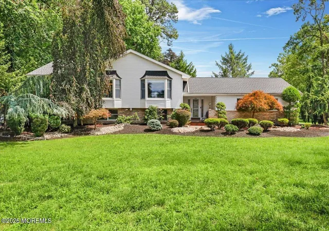 3rd image of 323 Union Hill Rd, Manalapan, NJ 07726 | MLS# 22622582