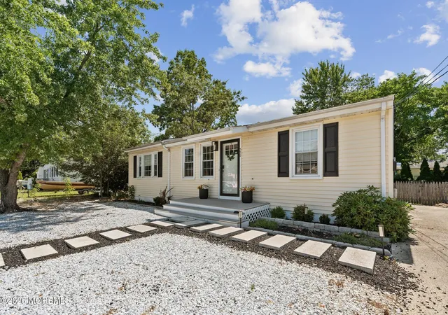 Photo 1 of Sale Pending at 328 Georgia Dr, Brick, NJ 08723 | MLS# 22622594 | Listing updated on 2026-09-28