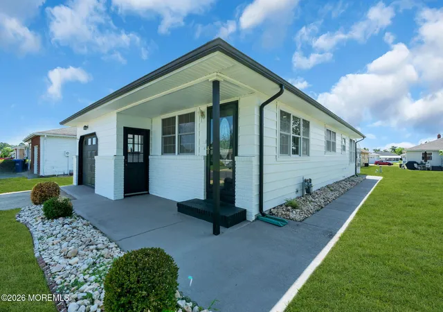 2nd image of 36 Tortola St, Toms River, NJ 08757 | MLS# 22622635