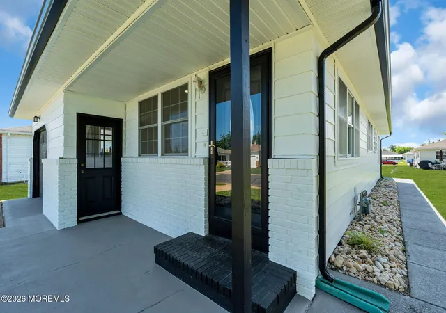 Photo 3 of Single family home for sale at 36 Tortola St, Toms River, NJ 08757 | MLS# 22622635 | Listing updated on 2026-08-30