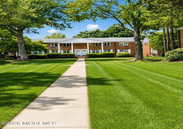 2nd image of 132 S St, Red Bank, NJ 07701