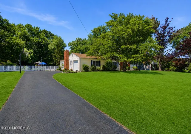 2nd image of 40 Millbrook Dr, Middletown, NJ 07748 | MLS# 22622632