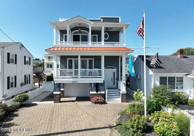 2nd image of 214 Iroquois Ave, Beach Haven, NJ 08008 | MLS# 22622699