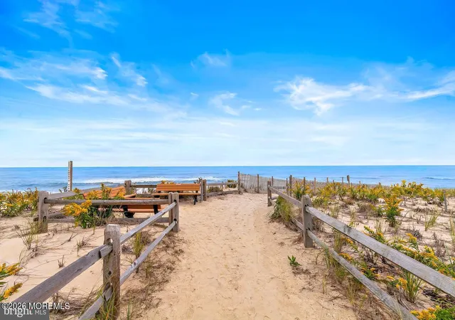 2nd image of 130 Chatsworth Ave, Beach Haven, NJ 08008