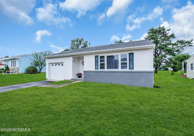 5th image of 214 Westbrook Dr, Toms River, NJ 08757 | MLS# 22622621