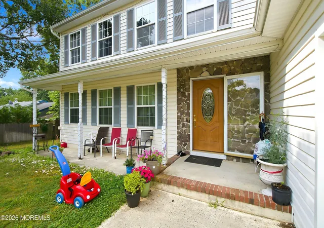 2nd image of 2115 Cedarview Dr, Toms River, NJ 08757 | MLS# 22623949