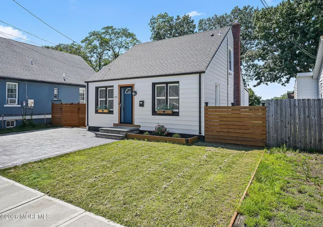 3rd image of 292 Washington St, Keyport, NJ 07735 | MLS# 22622672