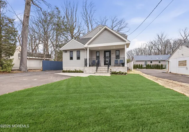 3rd image of 257 Miller Rd, Lakewood, NJ 08701 | MLS# 22622657