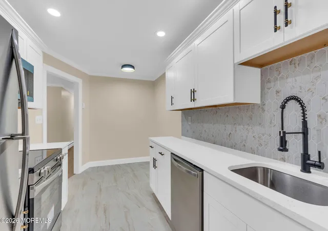 4th image of 39 Meadow Green Cir #D, Manalapan, NJ 07726 | MLS# 22623181