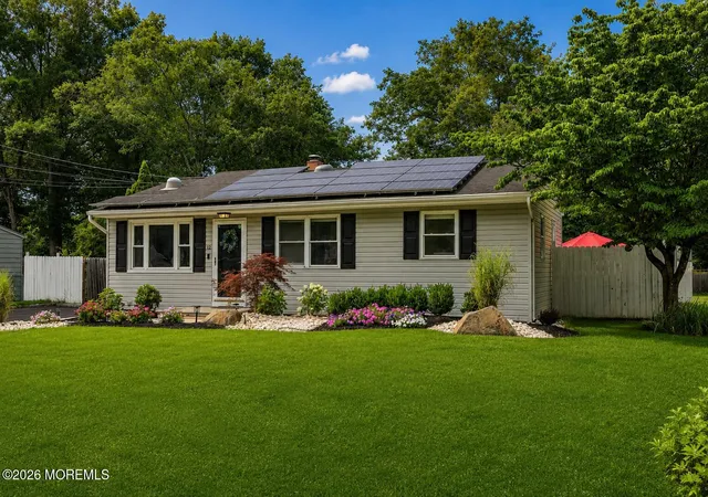 2nd image of 12 Blue Spruce Dr, Jackson, NJ 08527 | MLS# 22622669