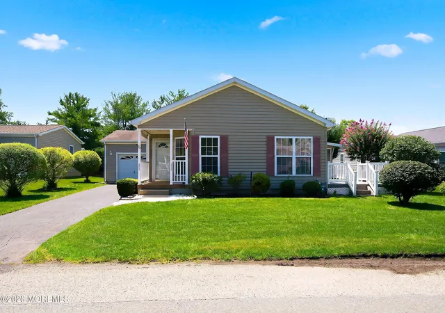1st image of 25 Fort Lee Dr, Manahawkin, NJ 08050 | MLS# 22622695