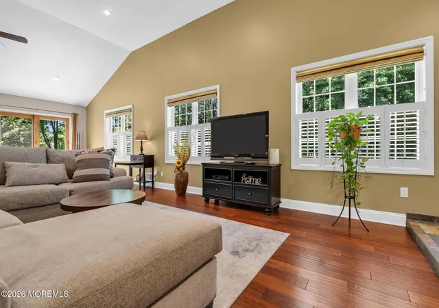 Photo 3 of Single family home for sale at 2 York Cir, Jackson, NJ 08527 | MLS# 22622801 | Listing updated on 2026-09-06