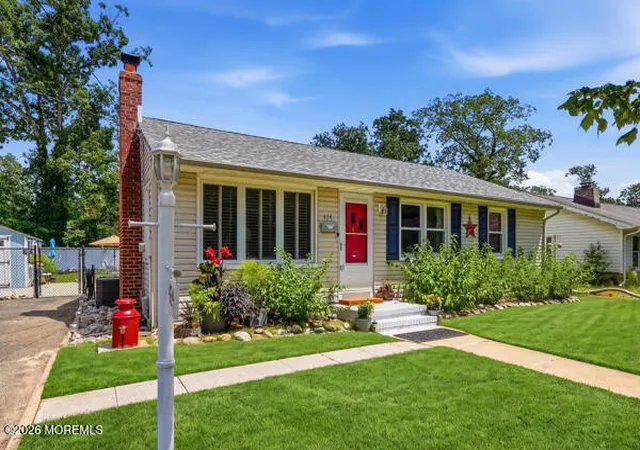 Photo 4 of Sale Pending at 424 Prospect Ave, Pine Beach, NJ 08741 | MLS# 22622721 | Listing updated on 2026-08-26