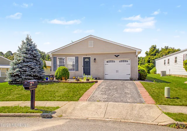 Photo 2 of Single family home for sale at 2 Virgin Islands Dr, Toms River, NJ 08757 | MLS# 22622734 | Listing updated on 2026-09-02