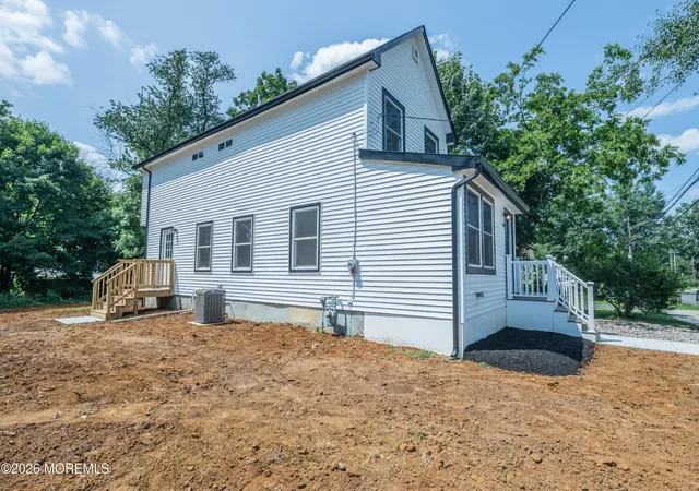 4th image of 114 Center St, Freehold, NJ 07728 | MLS# 22623126