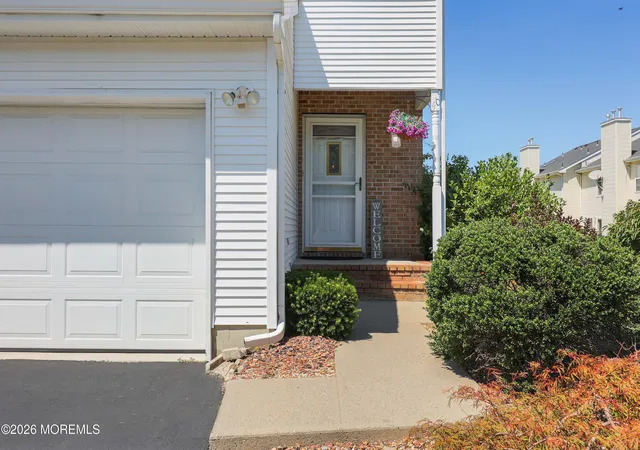 4th image of 40 Lenny Ct, Matawan, NJ 07747 | MLS# 22622773