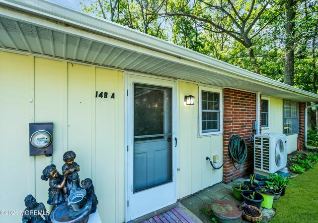 2nd image of 148a Gramercy Ct, Lakewood, NJ 08701 | MLS# 22622788
