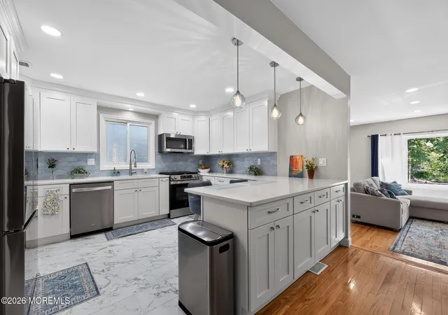 4th image of 7 Gregg Ln, Bayonne, NJ 07002 | MLS# 22622791